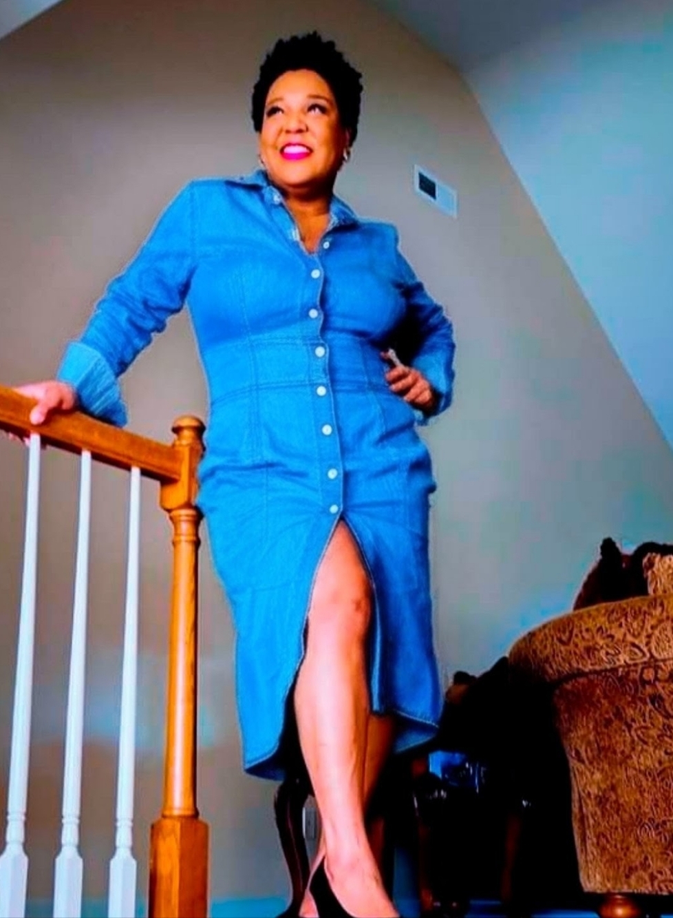 Meet your Posher, Latrivia